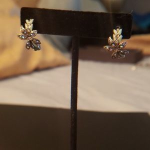 Crystal and enamel floral huggy